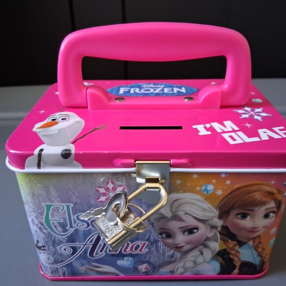 Frozen Saving Box With Lock & Key - Pink - Picture 7 of 9